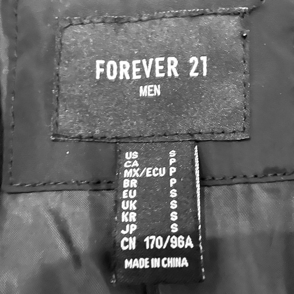 Forever 21 Men’s Bomber Jacket, size Small - Picture 4 of 4